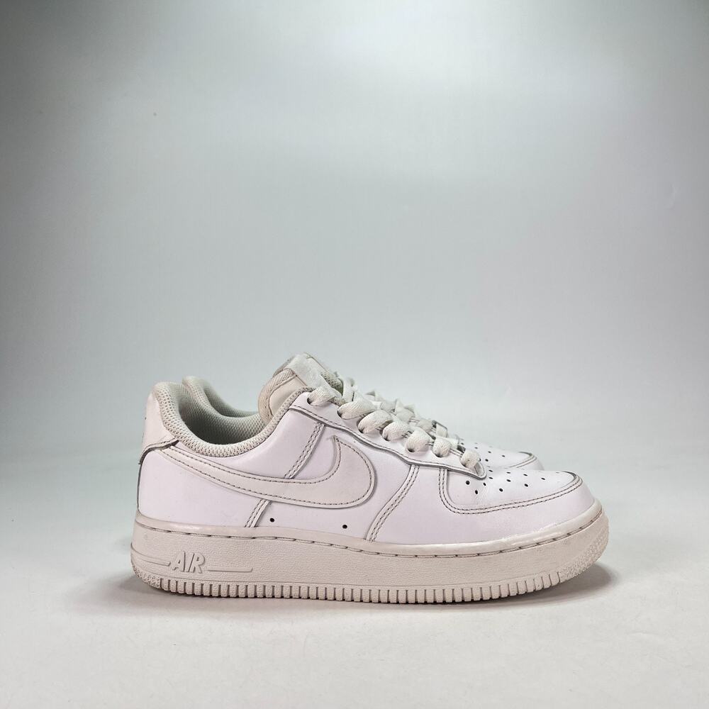 Nike Air Force 1 '07 Triple White Low Top Casual Sneakers 315115-112 Womens Sz 6